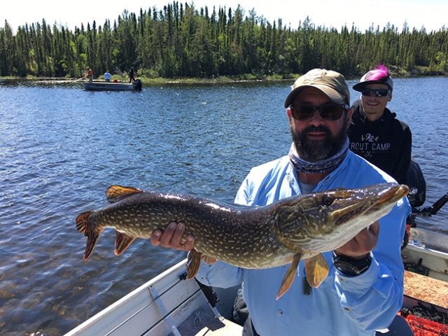 Reindeer Lake Jun 2017 02